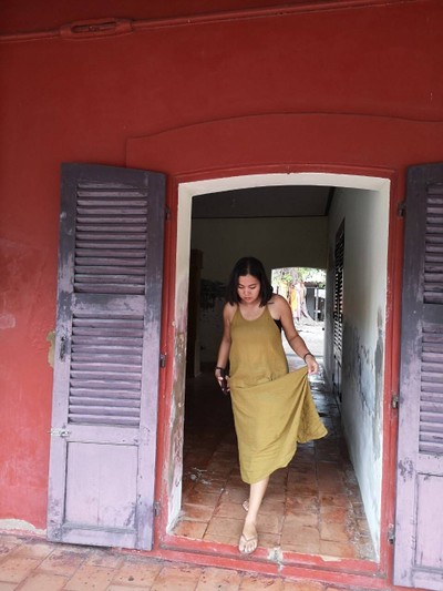 เดินออกมาจากตีก