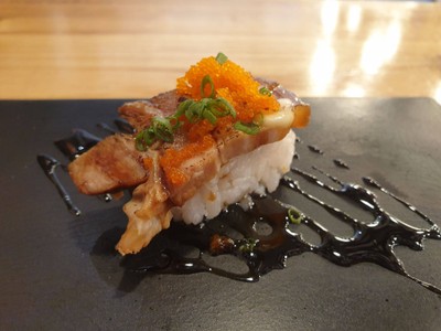 ซูชิหมูชาบูชีส