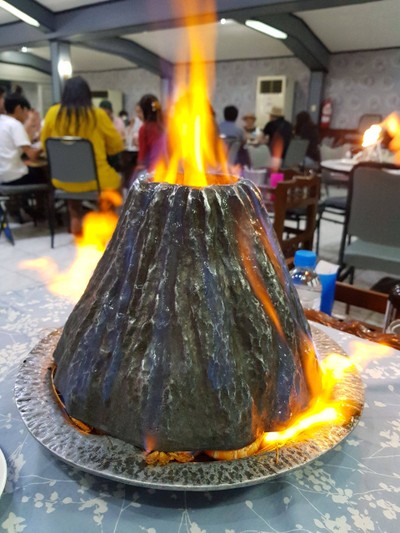 กุ้งอบภูเขาไฟ