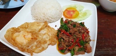 ก๋วยเตี๋ยวเดินดง สำนักงานใหญ่