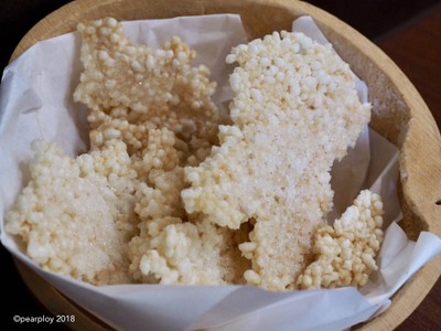 ข้าวตังกรอบ