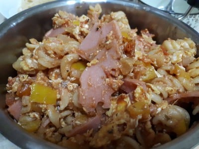 มักกะโรนีโบโลน่าพริก