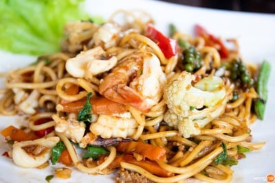 สถานีท่าข้าม