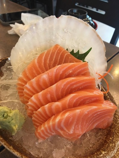 ซาชิมิ แซลมอน