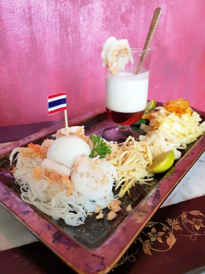 ขนมจีนซาวน้ำทรงเครื่อง