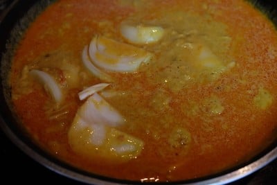 วิธีทำ กุ้งผัดผงกะหรี่