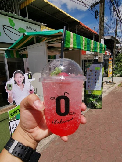 เมนูของร้าน ZERO kcal x Kalamare ตัวเมืองหาดใหญ่