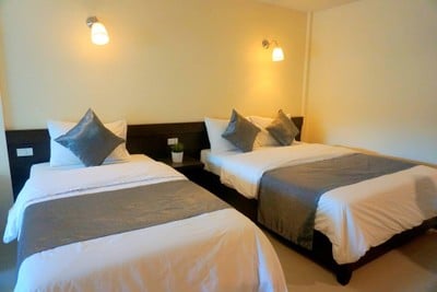 หาดทรายทองรีสอร์ท