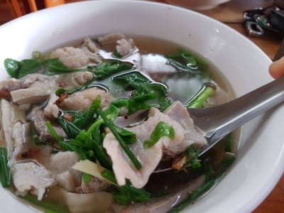 อาหาร หรือ เครื่องดื่ม