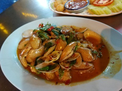 ร้านอาหารลูกชิ้นชะอำ ข้าวต้มโต้รุ่ง ร้านอาหารลูกชิ้นชะอำ ข้าวต้มโต้รุ่ง
