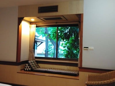 โรงแรมร้อยเกาะ