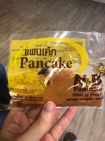แพนเค้กไส้กรอก