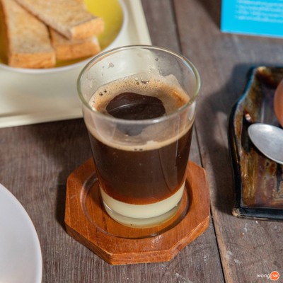 เมนูของร้าน Hachi Coffee & Bike shop