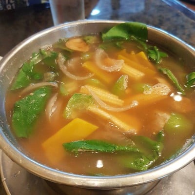 อาหาร หรือ เครื่องดื่ม