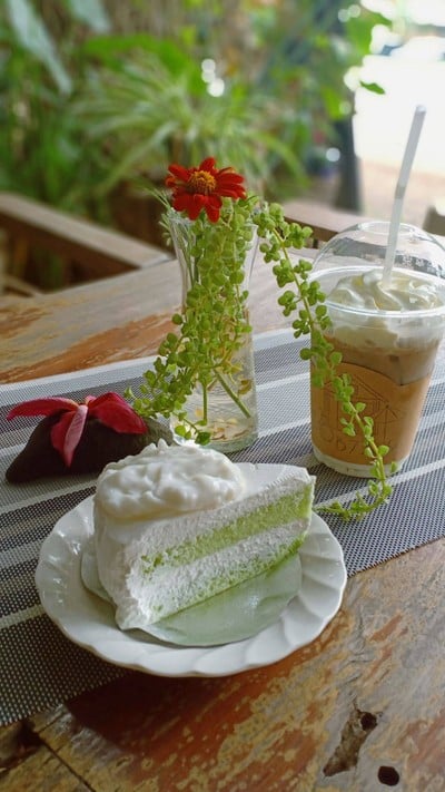 B77 CAFE' B77 CAFE'