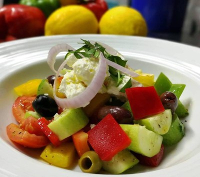 อาหาร หรือ เครื่องดื่ม