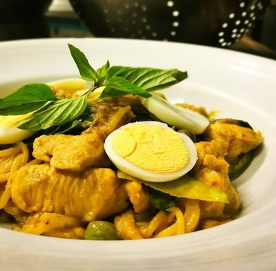 อาหาร หรือ เครื่องดื่ม