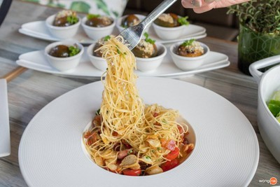 Upper Bar & Restaurant UD TOWN