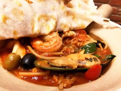 อาหาร หรือ เครื่องดื่ม