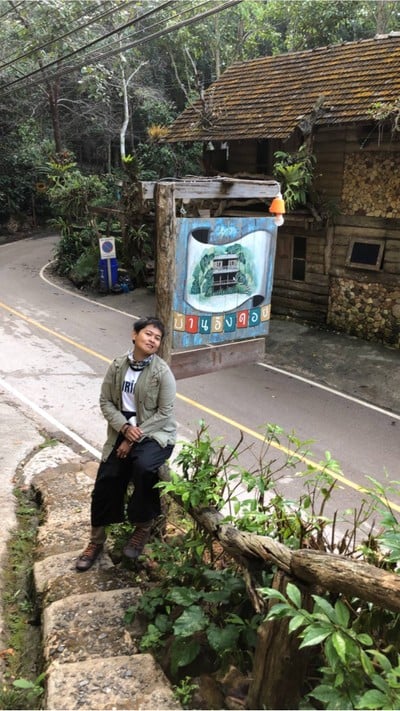 ทางโค้งขึ้นร้านอาหารบ้านอิงดอย 