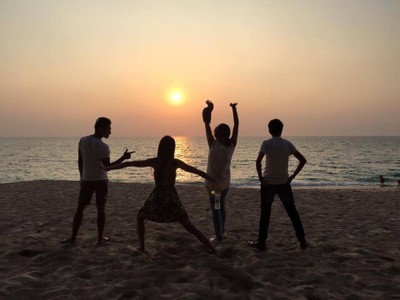 สระว่ายน้ำ/ชายหาด