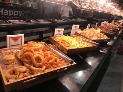 อาหาร หรือ เครื่องดื่ม