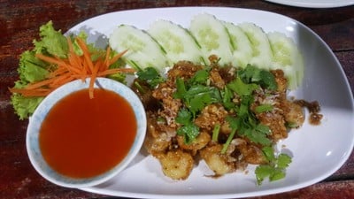 เอ็นหอยเชลล์ทอดกระเทียม