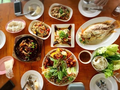 เมนูของร้าน แซ่บนัว ครัวบ้านนาศาลายา