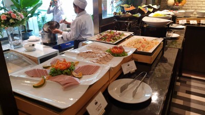 อาหาร หรือ เครื่องดื่ม