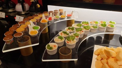 อาหาร หรือ เครื่องดื่ม