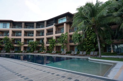 สระว่ายน้ำ/ชายหาด