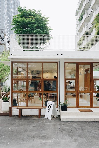 หน้าร้าน PeepsandPals