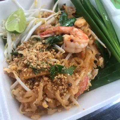 ผัดไทสูตรโบราณรสชาติดี เส้นเหนียวนุ่ม อร่อยมาก 😋 🍝 #ต้องร้านนี้เด็กเส้นอินดี้