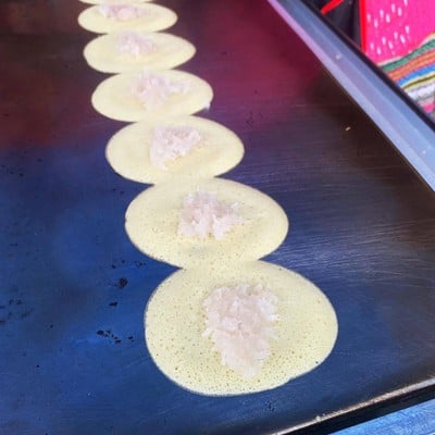 เมนูของร้าน ขนมเบื้องขนมโตเกียว ลุงตี๋