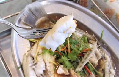 ปลากะพงนึ่งซีอิ๊ว