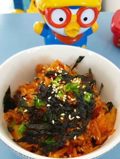 วิธีทำ ข้าวผัดกิมจิ (김치 볶음밥)
 กิมจิ พกกึมบับ