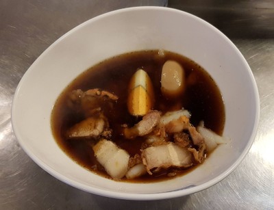 ก๋วยจั๊บน้ำข้น กรอบ-ไข่