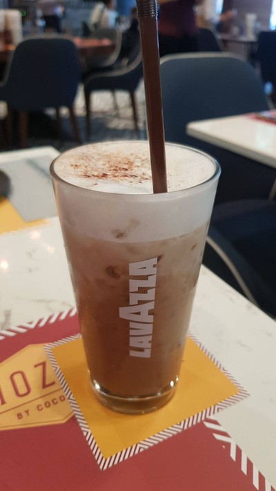 อาหาร หรือ เครื่องดื่ม