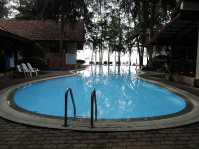 สระว่ายน้ำ/ชายหาด