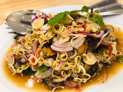 ยำหอยแครง