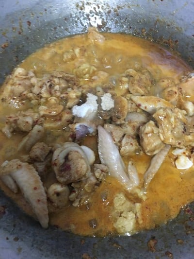 วิธีทำ “แกงไก่หน่อไม้ไผ่บงหวาน” วิธีทำ “แกงไก่หน่อไม้ไผ่บงหวาน”