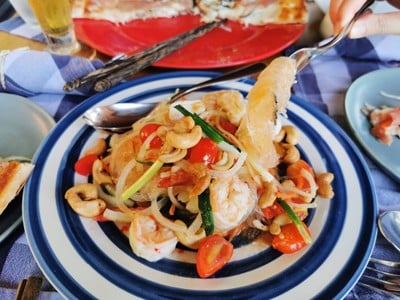 Baba Pool Club @ศรีพันวา