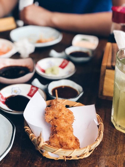 หมูทอดเสียบไม้