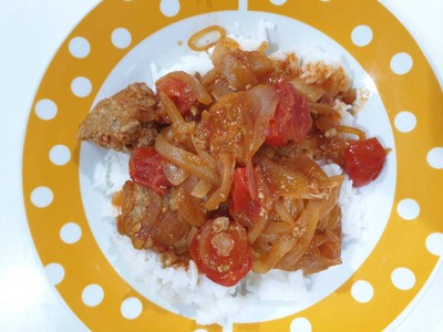 สตูหมูก้อน