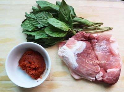 วิธีทำ หมูผัดพริกแกง วิธีทำ หมูผัดพริกแกง