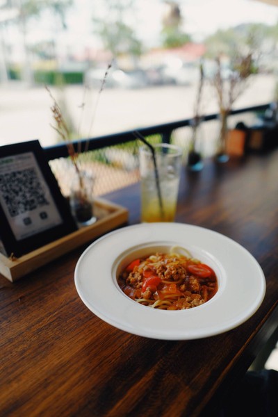 สปาเกตตี้หมูสับมะเขือเทศ