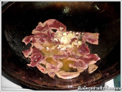 วิธีทำ ตับผัดกุยช่ายใส่ข้าวโพดอ่อน วิธีทำ ตับผัดกุยช่ายใส่ข้าวโพดอ่อน