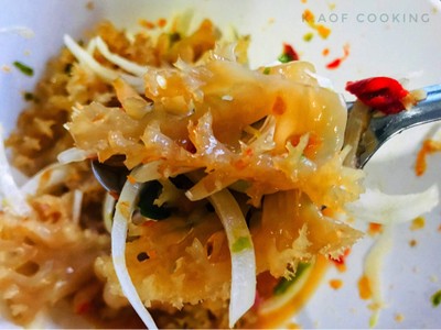 ยำแมงกะพรุน 