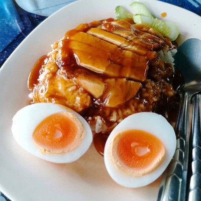 ข้าวหมูกรอบ