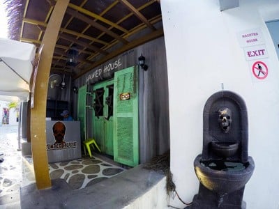 บรรยากาศ ซานโตรินี พาร์ค ชะอำ